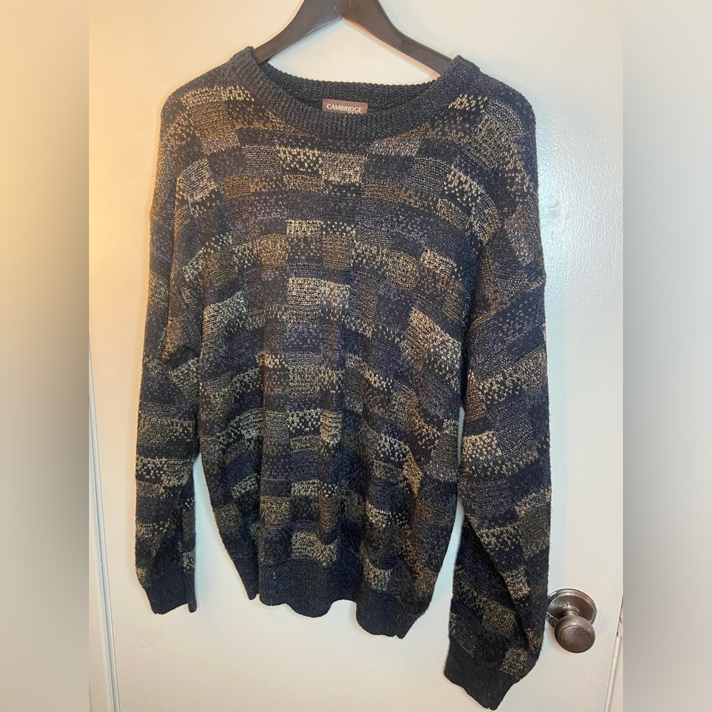 Vintage knit sweater